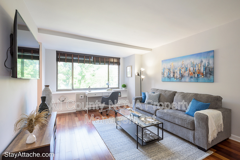 Arlington Condo: 1111 Arlington Blvd