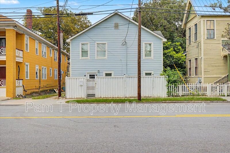 Savannah House: 201 - A W 37th St