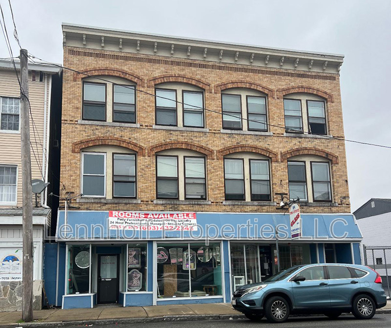 Lawrence House: 82-86 South Broadway - 16A