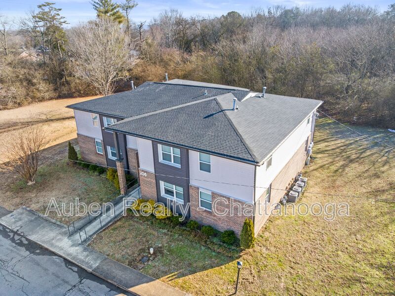 Soddy Daisy Condo: 206 Eveningside Dr