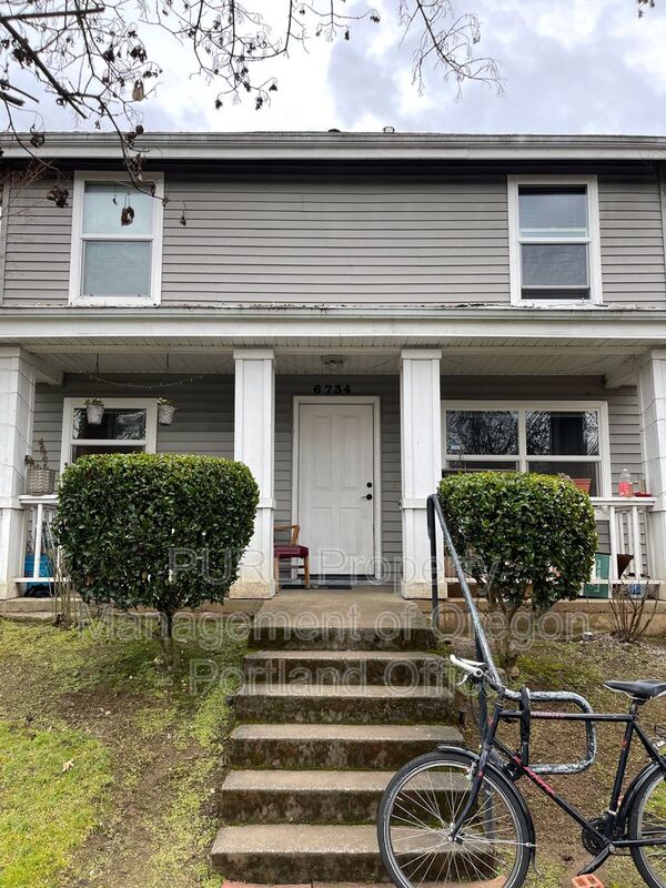 Portland House: 6734 N Montieth