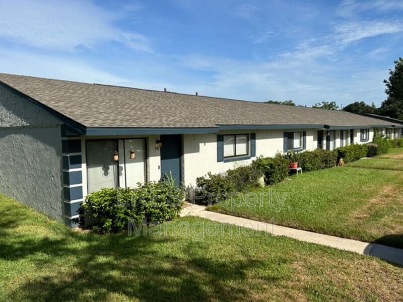 Altamonte Springs House: 605 Northlake Blvd