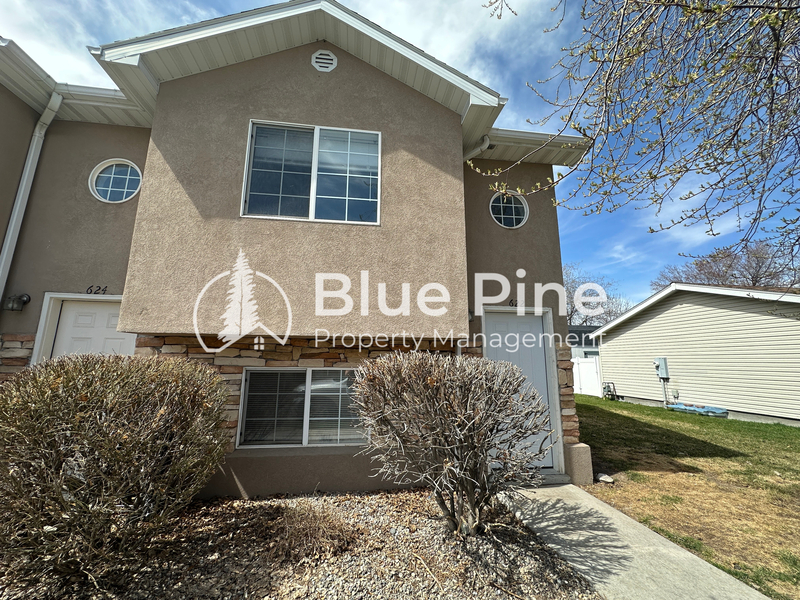 Rexburg Townhome: 622 Valinda Lane