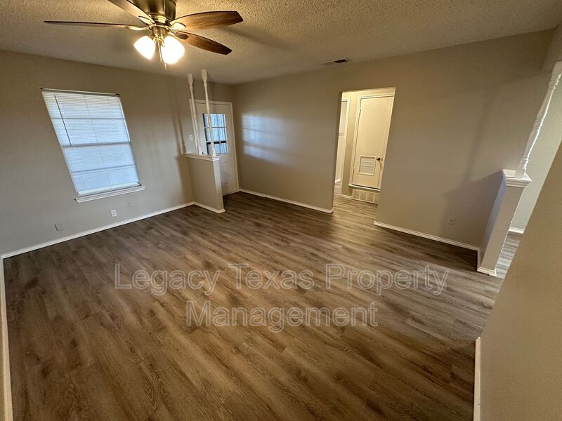 Cleburne Condo: 1116 N Nolan River Rd - 1116 N Nolan River Rd Ste A