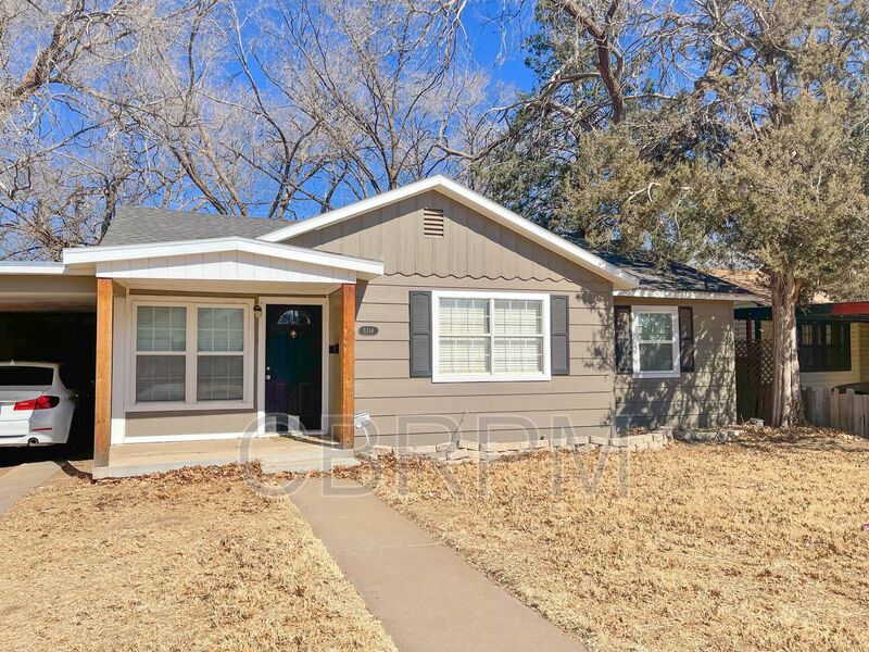 Lubbock House: 3314 29th St