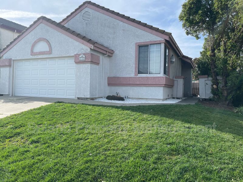 Suisun City House: 246 Potrero St