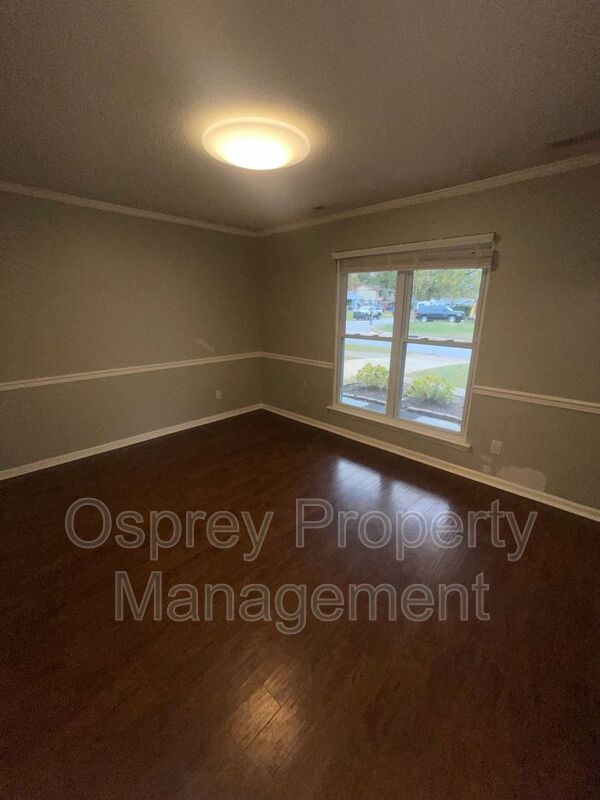 Beautiful 4 bedroom, 2.5 bath home - Photo 20