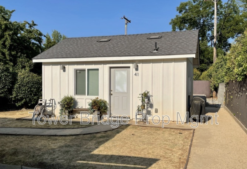 Sacramento Condo: 41 Manley Ct