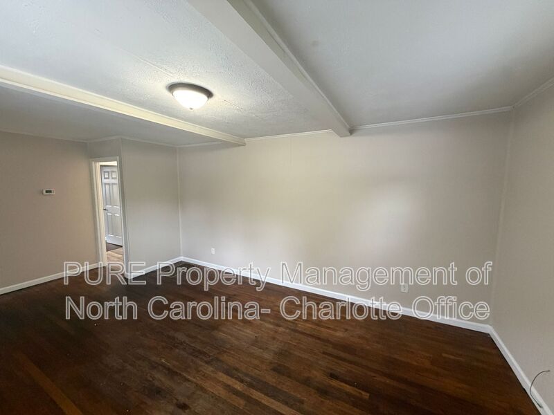 Concord House: 14 Highland Ave SW