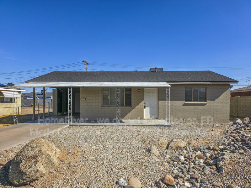 Youngtown House: 11211 W Missouri Ave