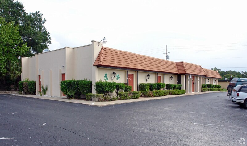 Orlando House: 5401 Alhambra Dr