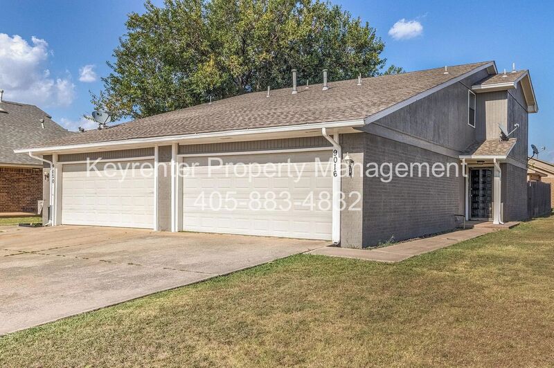 Oklahoma City Condo: 9016 - 9020 N Rockwell Dr
