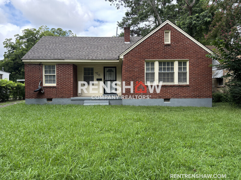 Memphis House: 899 Chatwood St