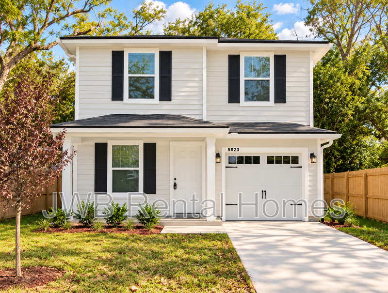 Jacksonville House: 5823 Castellano Ave
