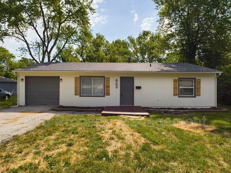 Kansas City House: 11315 Booth Ave