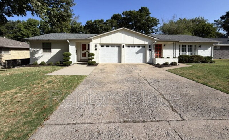 Tulsa House: 5325 East 17th Street