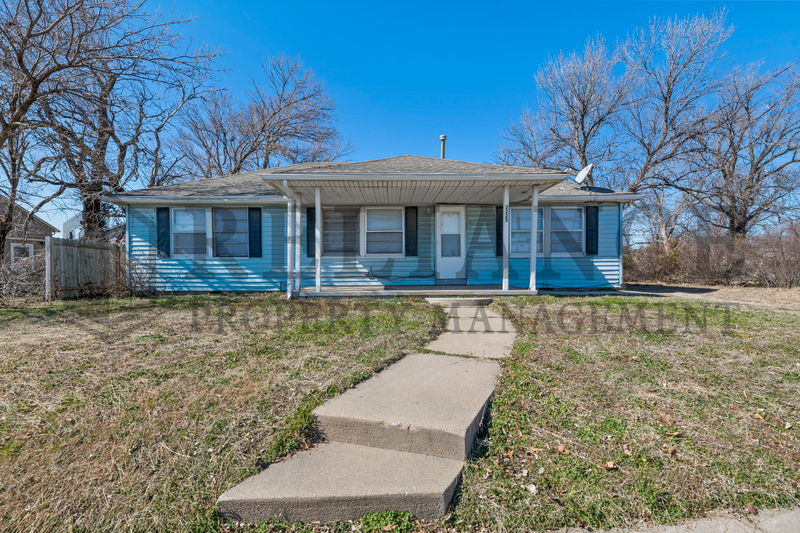 Wichita House: 2225 North Chautauqua Street
