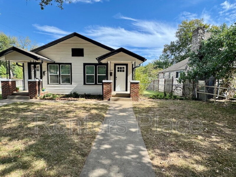 Tulsa House: 203 S. Jamestown Ave.