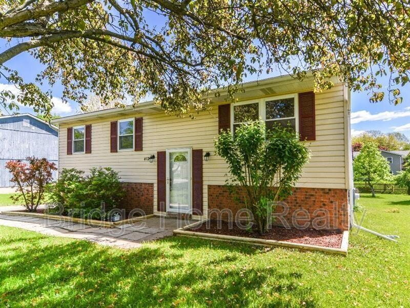 Cranberry Twp House: 412 Mary St