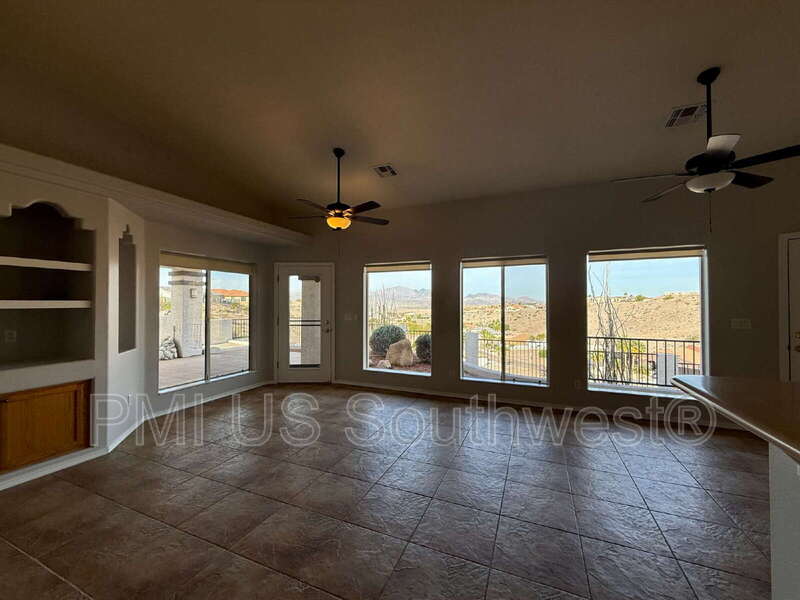 Bullhead City House: 2917 Desert Vista Drive