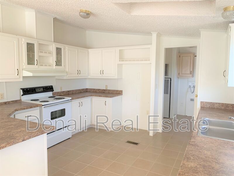 Apache Junction House: 1225 N San Marcos Drive