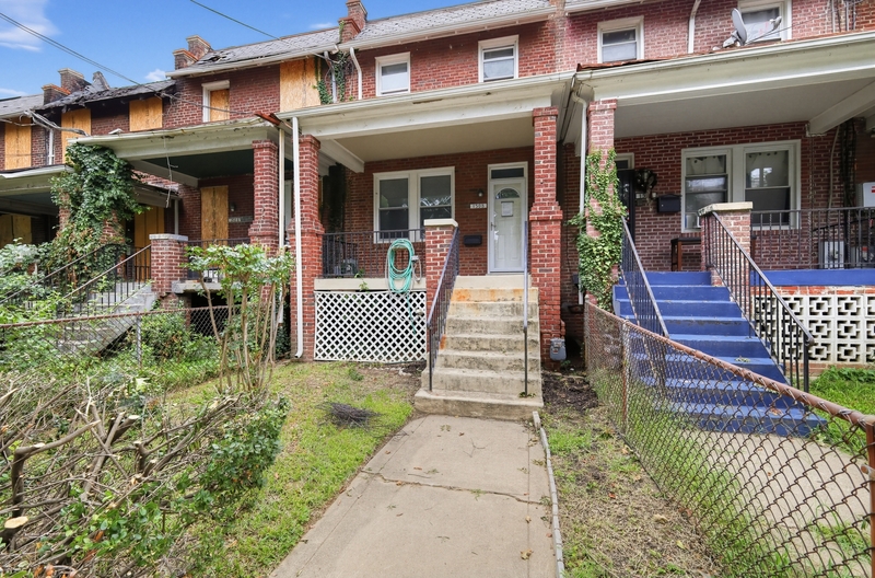 Washington House: 1508 19th Street Southeast
