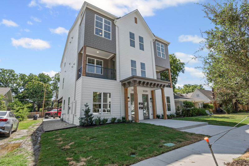 Fort Worth Townhome: 3127 Cockrell Avenue