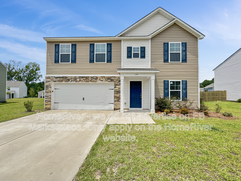 Camden House: 134 Carriagebrook Cir