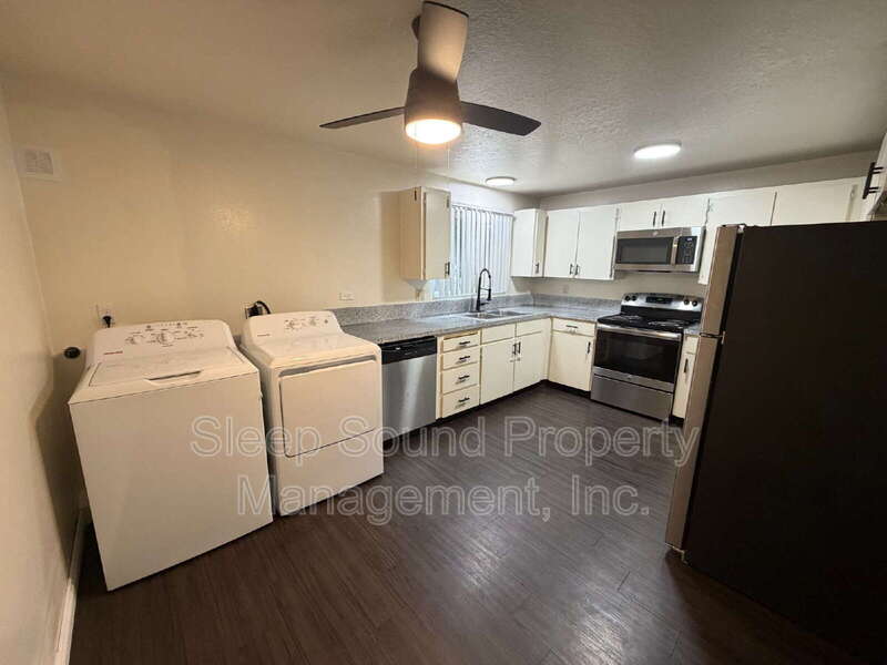 Forest Grove Condo: 3220 22nd Ave