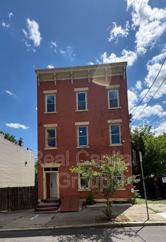 Albany Condo: 44 Alexander St