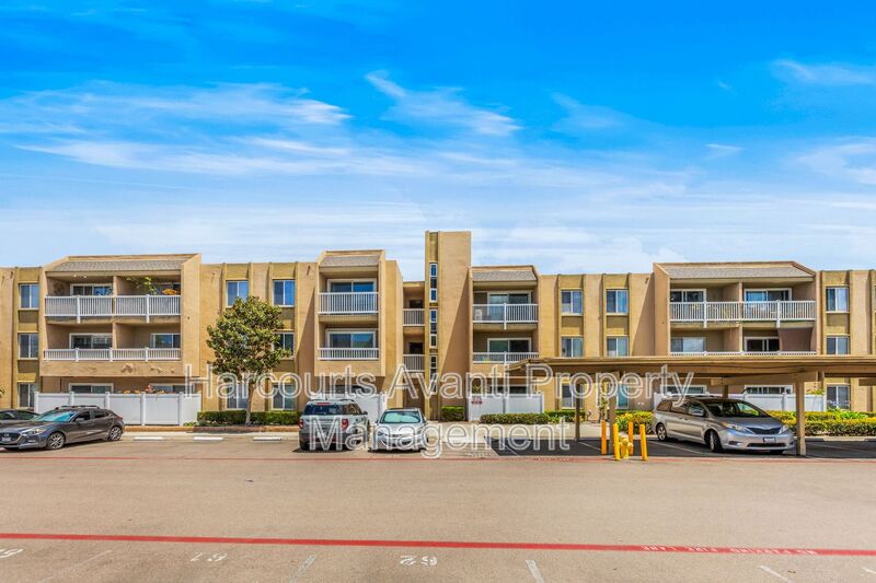 San Diego Condo: 3030 Suncrest