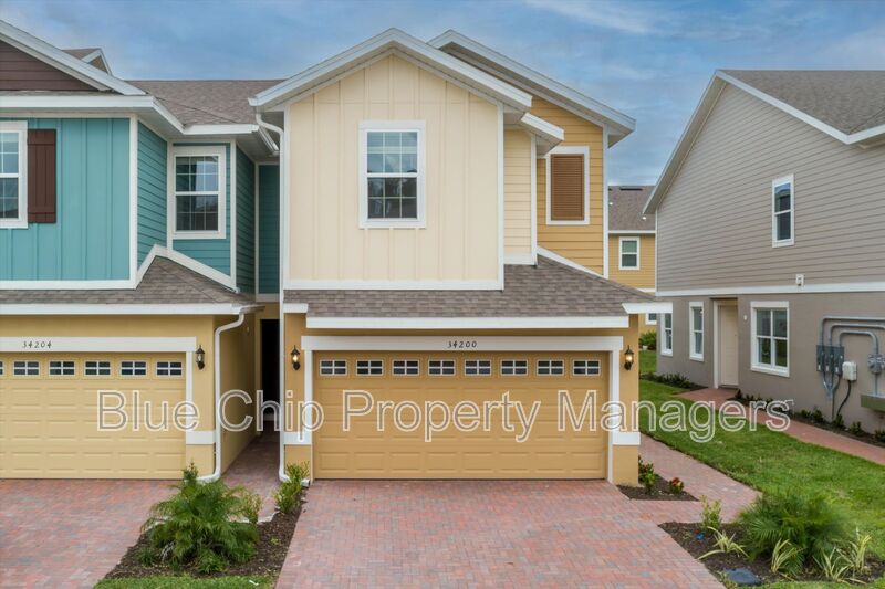 Wesley Chapel House: 34200 Cinder Way