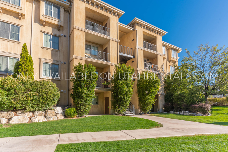 Orem Condo: 1018 N 985 W