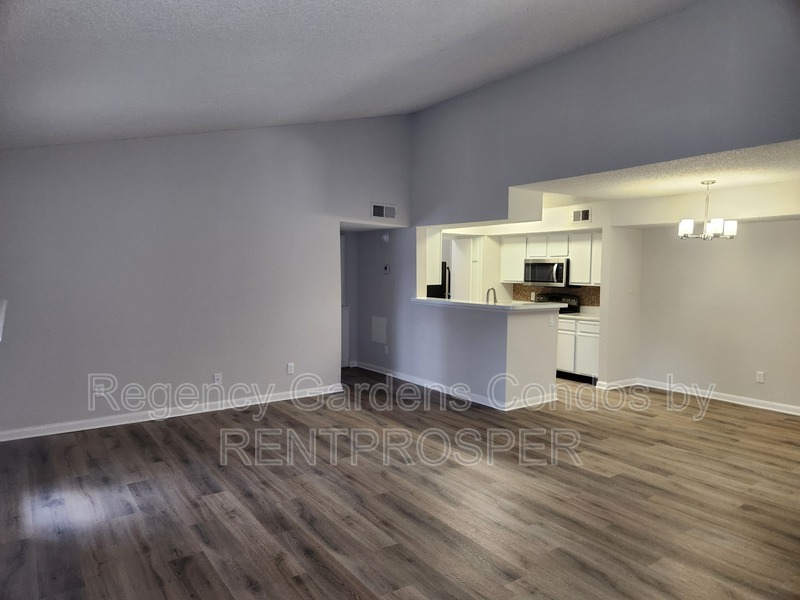 Orlando Condo: 5587 Devonbriar Way