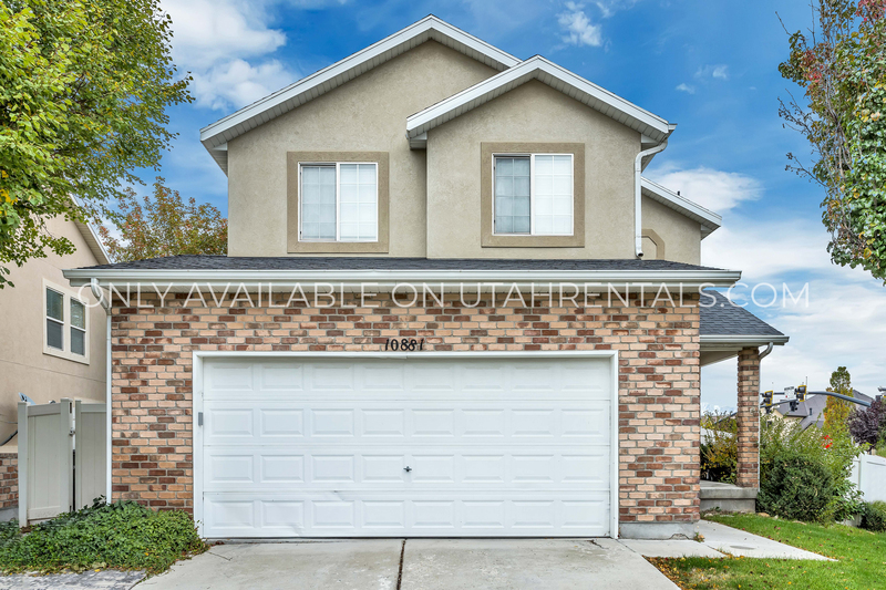 South Jordan House: 10881 S Pine Shadow Rd