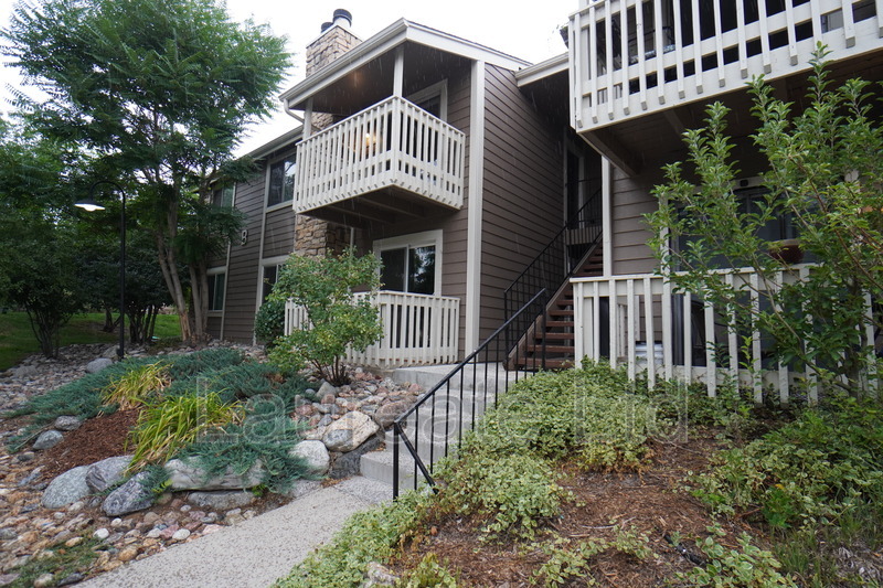 Denver Condo: 4400 S. Quebec St