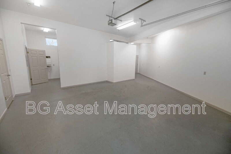 Rodeo Condo: 701 San Pablo Avenue