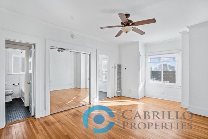 San Diego Condo: 2241 4th Avenue