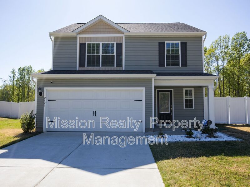 North Prince George House: 2827 Meadowview Blvd