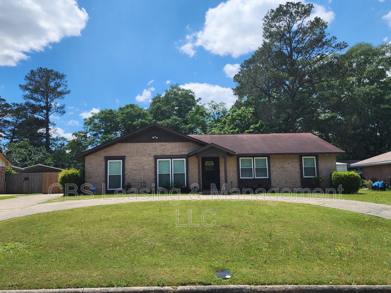 Columbus House: 5126 Stonegate Drive