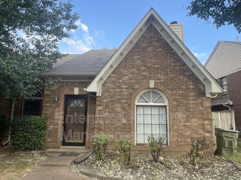 Request a Viewing for 1603 Oaken Bucket Drive Tenant Turner