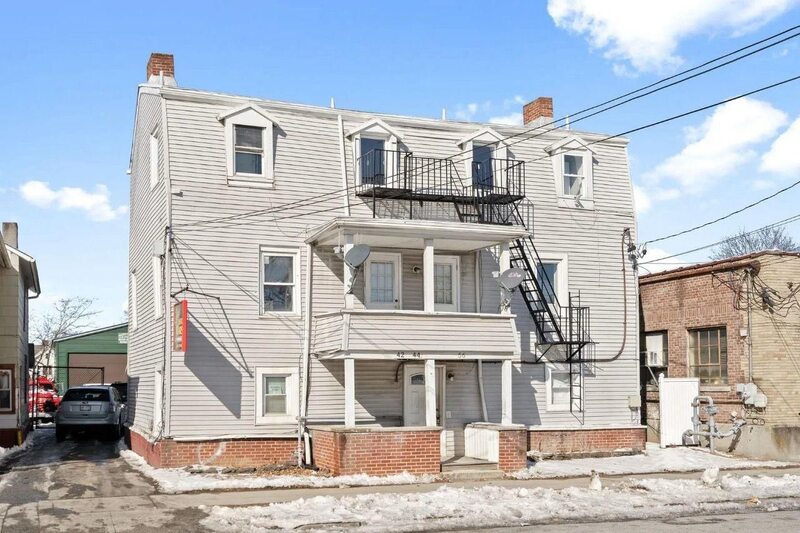 Poughkeepsie Condo: 56 Pershing Ave