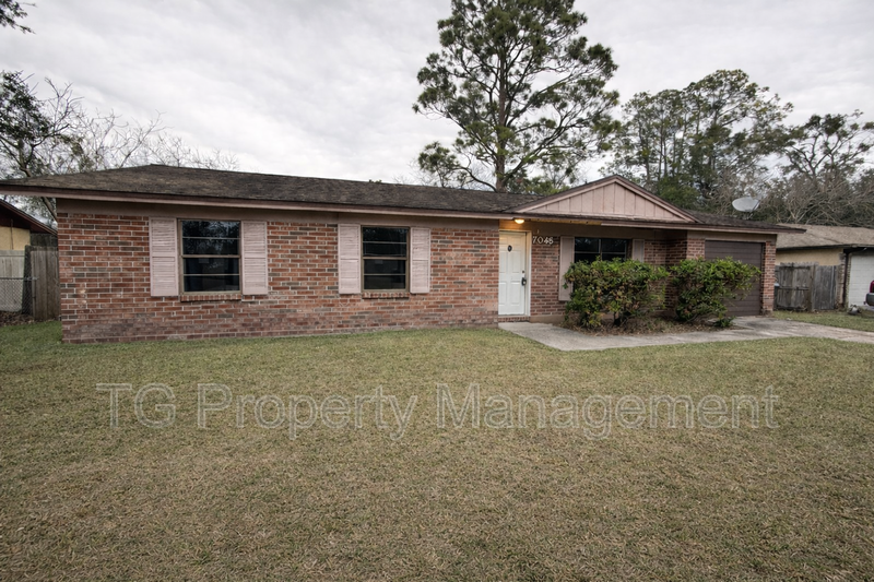 Jacksonville House: 7045 Prellie St.