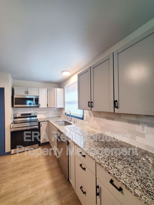 Columbus House: 1038 14Th Ave.