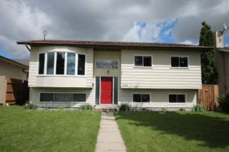 Edmonton House: 4104 19 Avenue NW