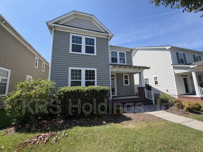 Portsmouth House: 214 Harmony Dr