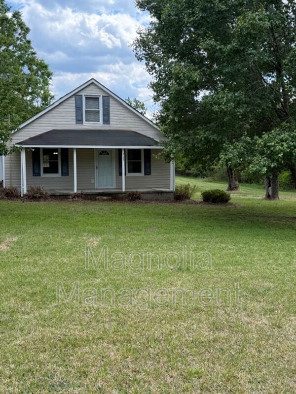 Kittrell House: 3133 Dick Smith Rd