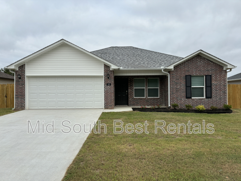 Jacksonville House: 105 Redbud
