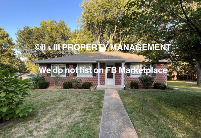 Overland Park House: 8539 Hayes St