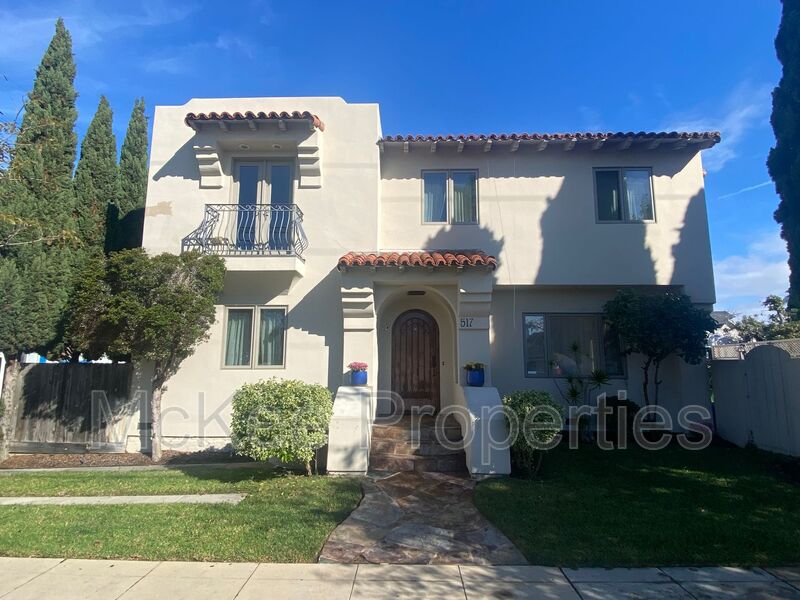 Coronado House: 517 Fifth Street